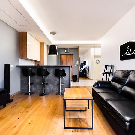 Bakalarska Modern Apartment ワルシャワ エクステリア 写真