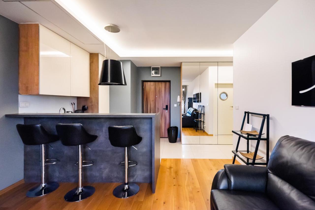 Bakalarska Modern Apartment ワルシャワ エクステリア 写真