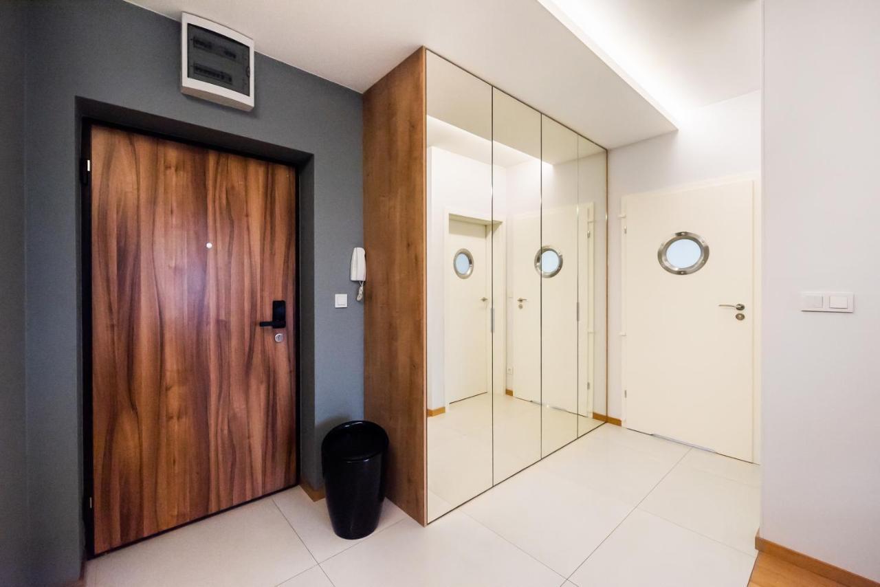 Bakalarska Modern Apartment ワルシャワ エクステリア 写真